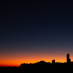 Amanecer a contra luz